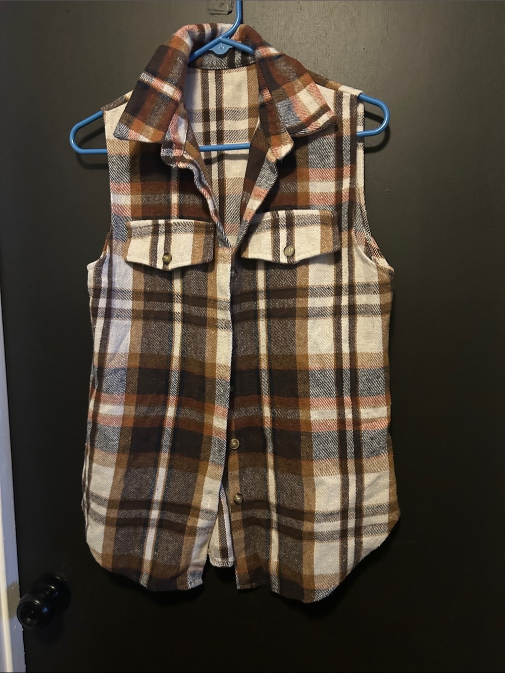 Plaid Sleeveless Button-Front Vest in Brown Plaid